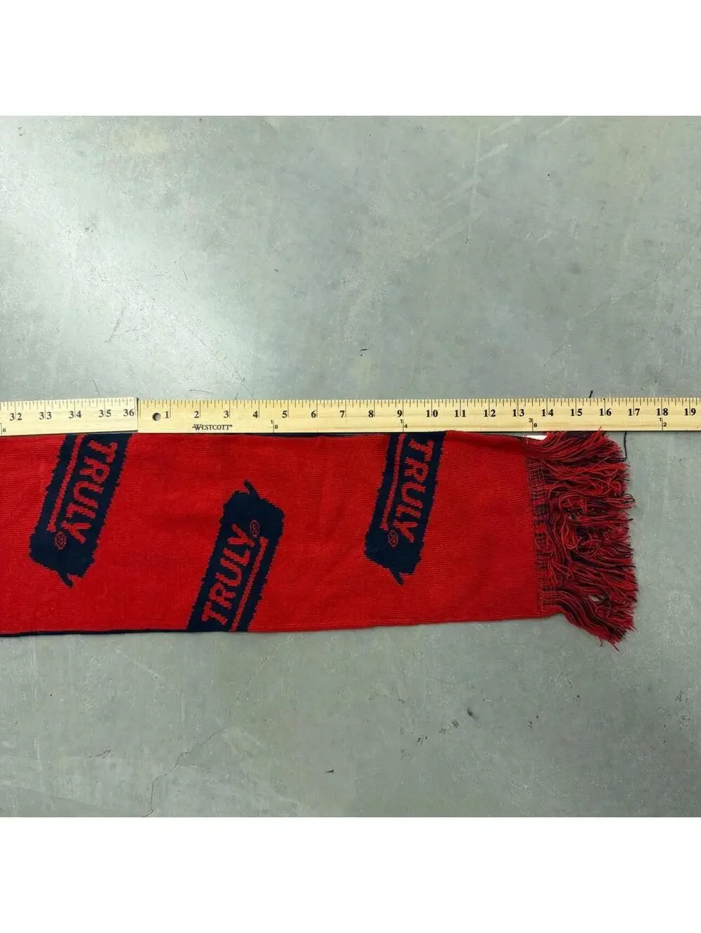 USA Soccer Truly Hard Seltzer Scarf Stars Stripes Seizers USMNT Red White Blue